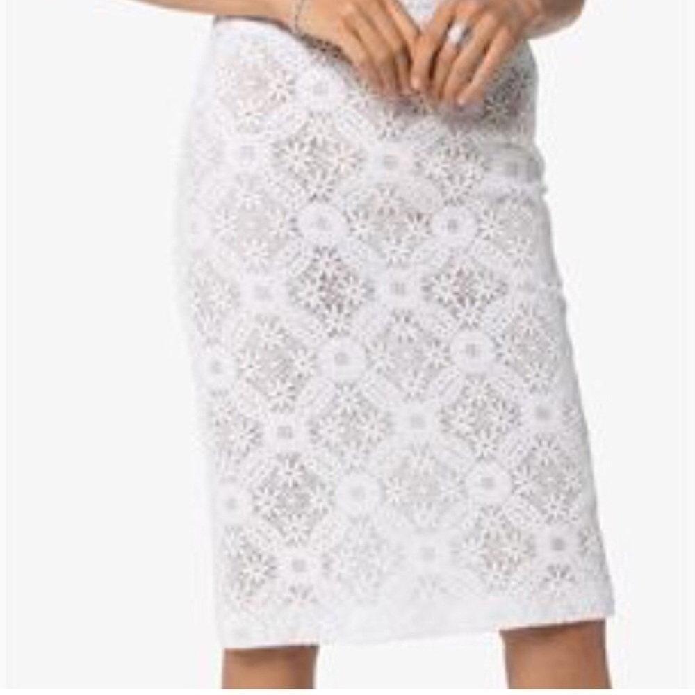 Burberry Brit Knee Length Pencil Lace Skirt in white size 10